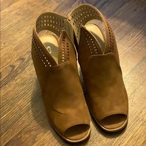 Perforated wedge booties